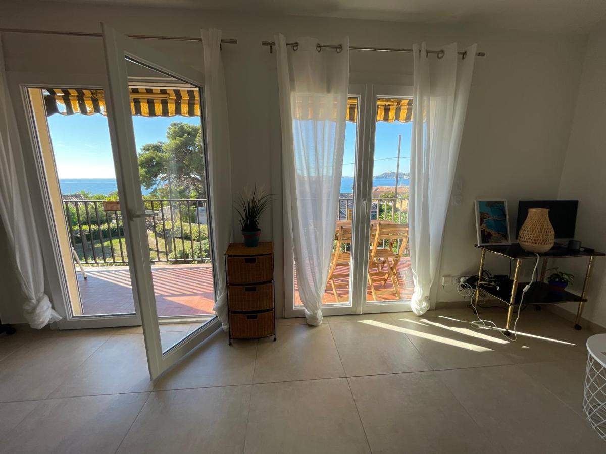 Appartement Cosy Vue Mer A 50 M De La Plage - Refait A Neuf Et Climatise Le Pradet Exterior photo